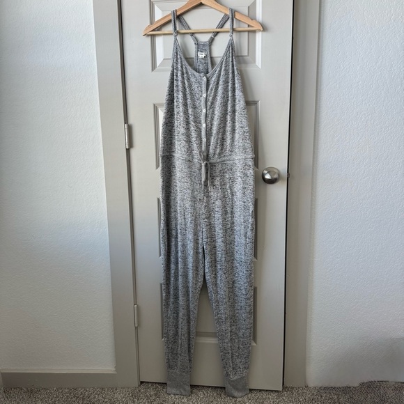 Garage Button Up Cozy Racerback Jumpsuit in Grey Size Large - Picture 1 of 6